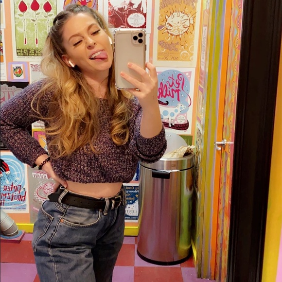 Meet your Posher, Kylee - Picture 2 of 2